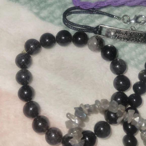 Crystal Beaded Bracelet Set - Picture 2 of 3